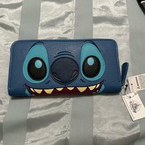 Stitch loungefly wallet